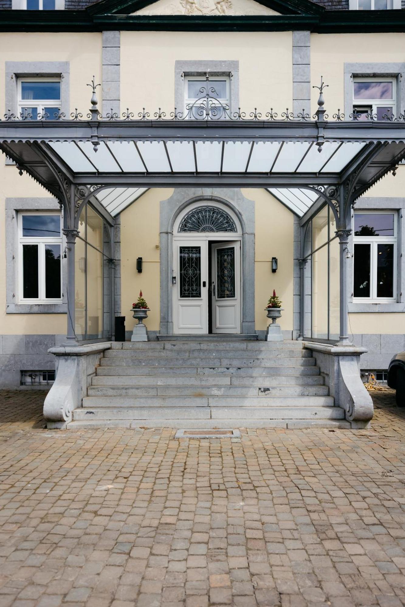 Nuit Magique Au Chateau De Saint Vitu 101 Tinlot Экстерьер фото